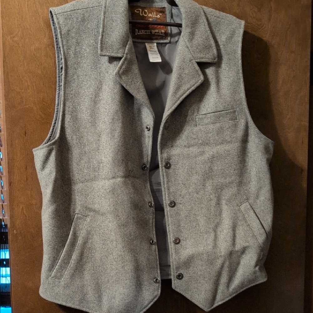 Walls Men's Gray Vest